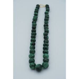 Green Malachite Bead Necklace Graduated Round Stone Beads Vintage